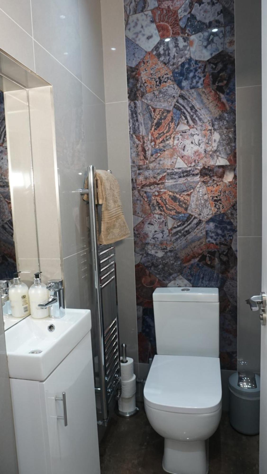 Beautiful London Home Sleeps 6, 2 Minutes To Metro 외부 사진