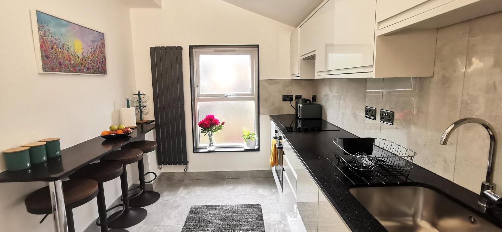 Beautiful London Home Sleeps 6, 2 Minutes To Metro 외부 사진